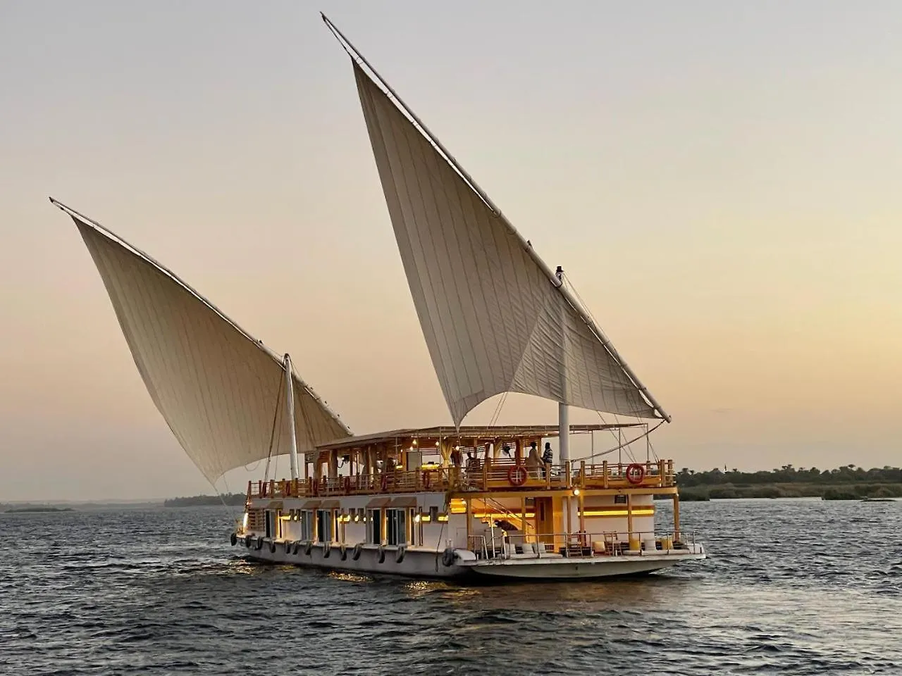 Safiya,Dahabiya Nile Sailing - Luxor To Aswan, Every Monday-5 Days- 4 Nights Botel